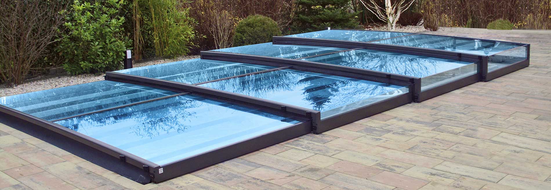 Les abris de piscines plats